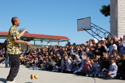 "أحلام للبيع"، مدرسة سيرك فلسطين، قلقيلية