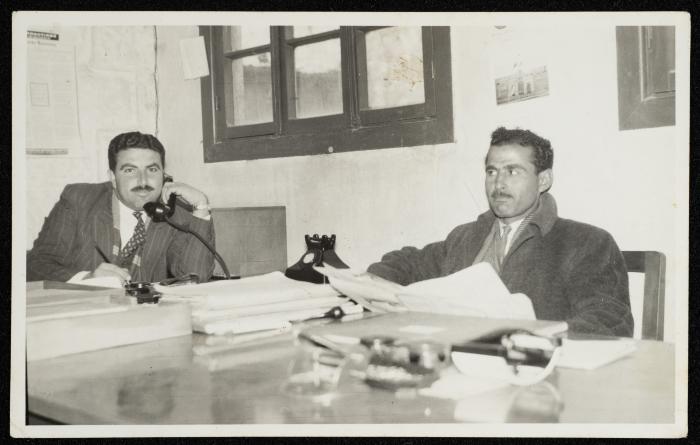 بديع عبدالله برفقة صديقه، الكويت، 29 كانون الثاني 1956