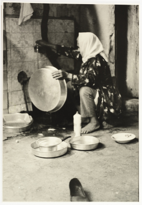 امرأة في مخيم للاجئين الفلسطينيين، لبنان