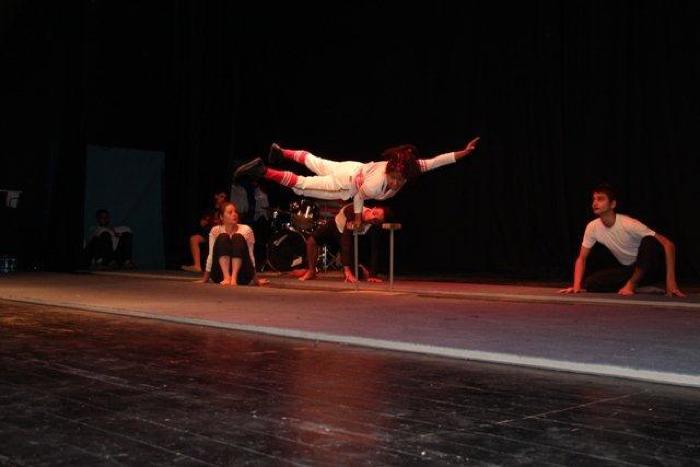 A Performance Show by the Palestinian Circus School