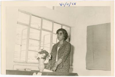 حفل تخريج طالبات الصف الثالث الإعدادي في مدرسة بنات بيرزيت ، 1972 