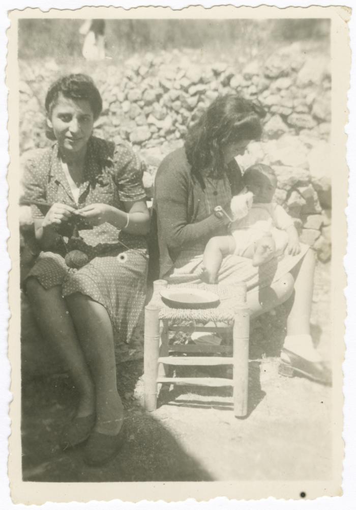Amy Aranki, Her Son Suhail and Her Sister Asma, Lod and Ramleh, 1945