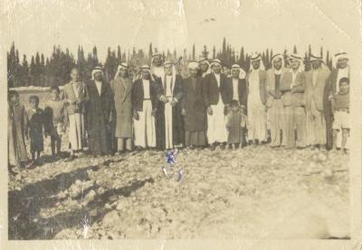 Abdel-Latif al-Qaddoumi with Children and Men, Jinsafut-Qalqilya, 1930s 