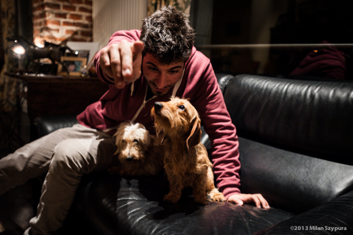 من جولة عروض في بلجيكا لعرض بعنوان 