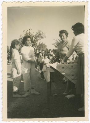 فعاليات اليوم الرياضي في إحدى مدارس بيت جالا، 20 أيار 1960
