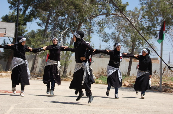 ملمح من يوم مفتوح نفذته مدرسة سيرك فلسطين في رام الله The Palestinian Museum Digital Archive Pmda