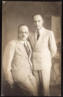 أمين قعوار برفقة صديقه، عمان، 1930