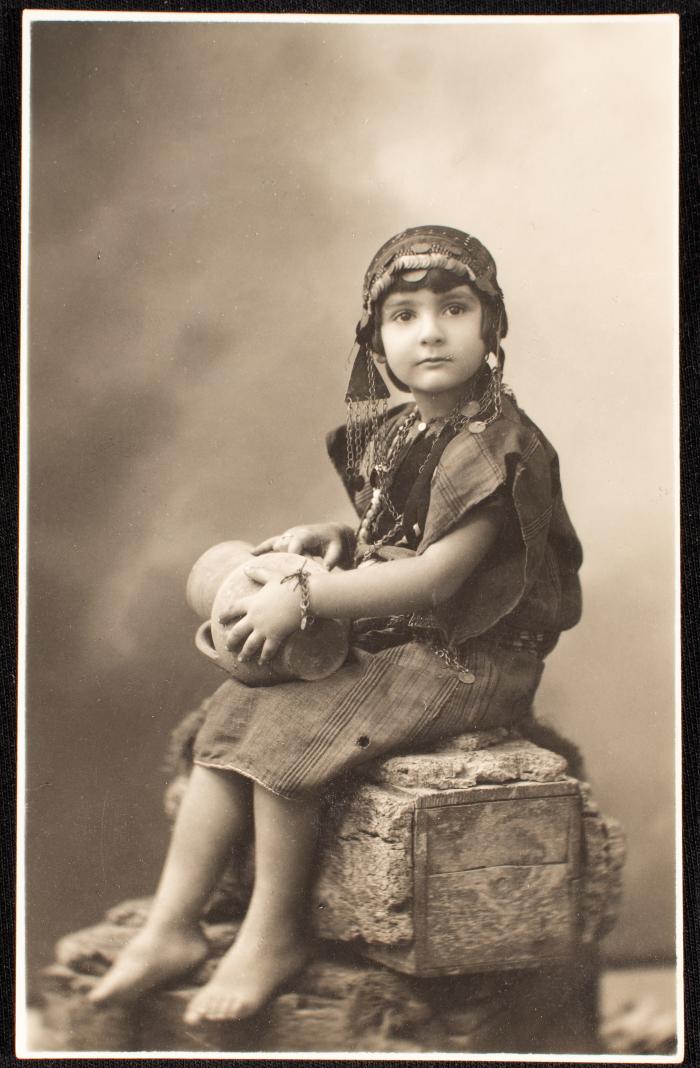 عايدة كريكوريان، القدس، 1920-1929