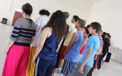 صورة من مدرسة صيفيَّة نظمتها مدرسة سيرك فلسطين في بيرزيت، 2012