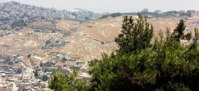 صورة من مدرسة صيفيَّة نظمتها مدرسة سيرك فلسطين في بيرزيت، 2012