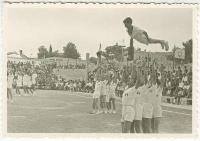 عرض رياضي في كلية بيرزيت، 1966