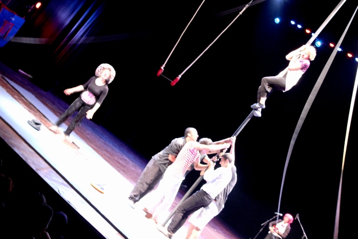 صورة من مدرسة صيفيَّة نظمتها مدرسة سيرك فلسطين في بيرزيت، 2012