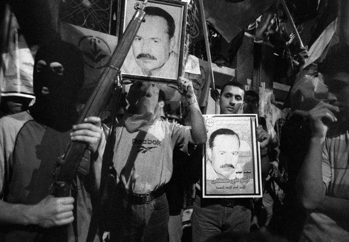 الخليل , آب 2001