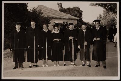 تخرج اميل قسطندي من الجامعة الأمريكية، بيروت، حزيران 1954 