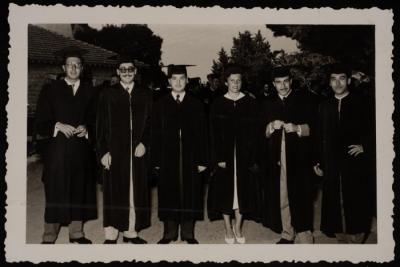 تخرج اميل قسطندي من الجامعة الأمريكية، بيروت، حزيران 1954 