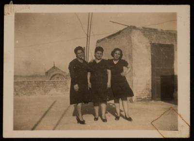 Relatives of Emil Costandi, Egypt, 11 April 1947
