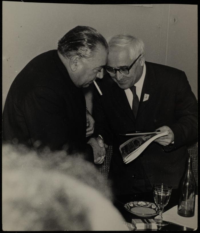 يحيى حمودة، 1950- 1959