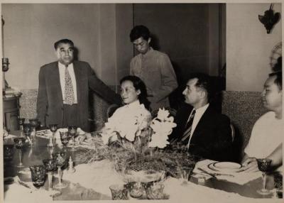 يحيى حمودة خلال لقاء رسمي، 1950- 1959