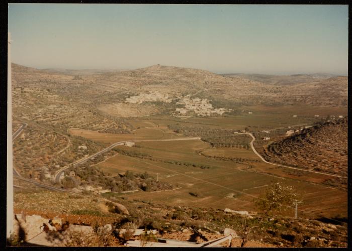 The al-Lubban ash-Sharqiya and as-Sawiya Villages and Their Environs, 1987