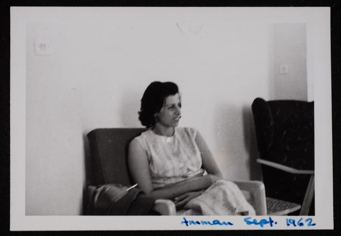 امرأة من عائلة بطشون، عمان، 1962