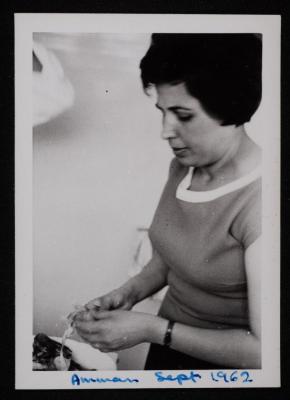 امرأة من عائلة بطشون، عمان، 1962