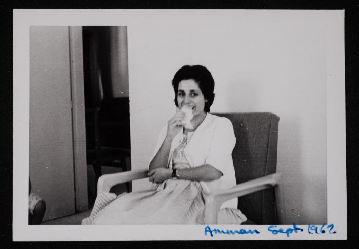 امرأة من عائلة بطشون، عمان، 1962