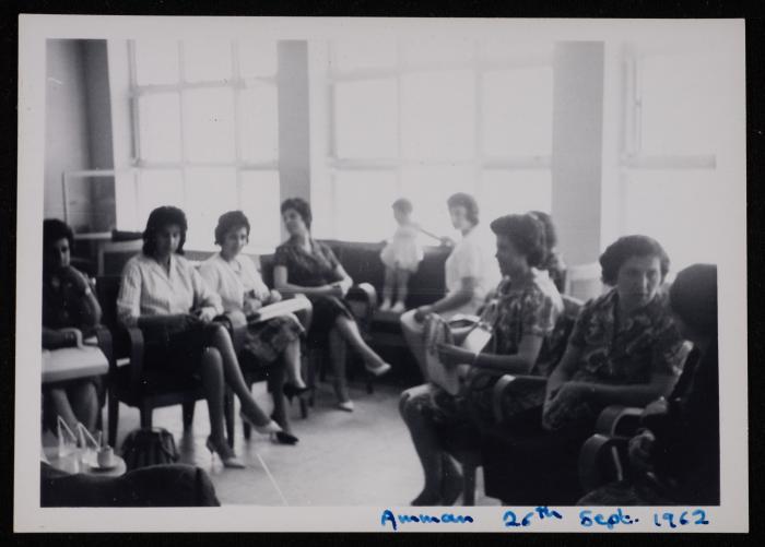 نساء من عائلة بطشون، عمان، 1962