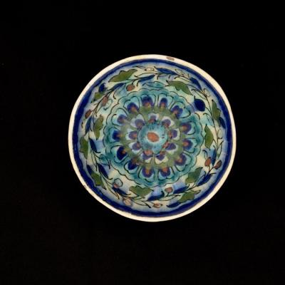Armenian ceramics plate produced by the Tiles of the Dome of the Rock Workshop, Jerusalem,1919 - 1948