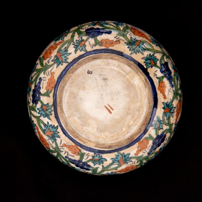 Armenian ceramics plate produced by the Tiles of the Dome of the Rock Workshop, Jerusalem,1919 - 1948