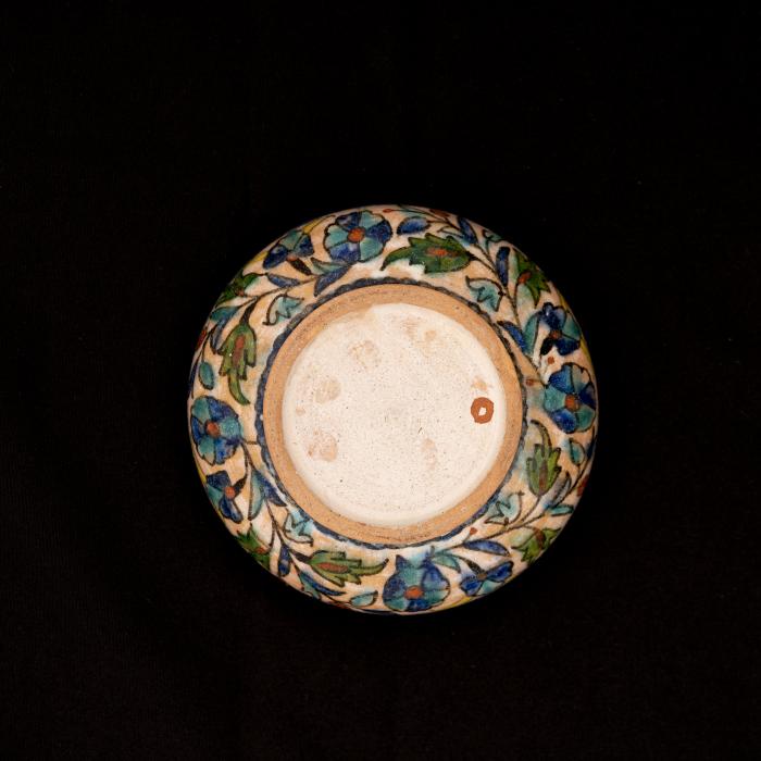 Armenian ceramics plate produced by the Tiles of the Dome of the Rock Workshop, Jerusalem,1919 - 1948