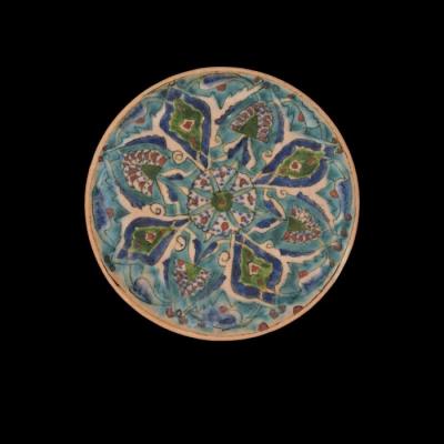 Armenian ceramics plate produced by the Tiles of the Dome of the Rock Workshop, Jerusalem,1919 - 1948