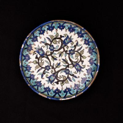 Armenian ceramics plate produced by the Tiles of the Dome of the Rock Workshop, Jerusalem,1919 - 1948