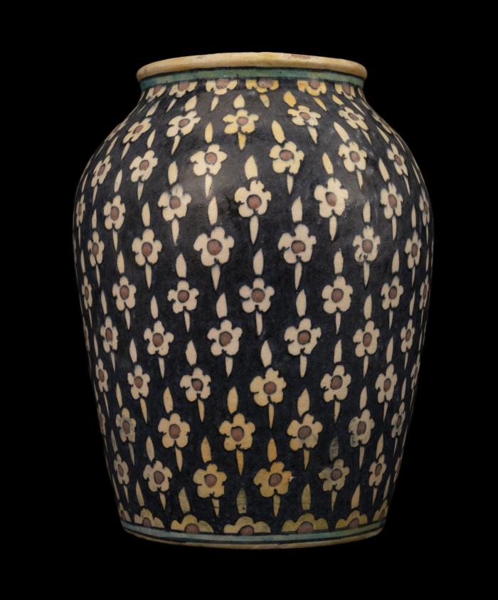 زهرية (مزهرية)  خزف أرمني من إنتاج مشغل قبة الصخرة، القدس، 1919 -1948