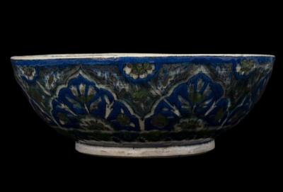 Armenian ceramic plate produced by the Dome of the Rock Tile Workshop, Jerusalem, 1919-1948