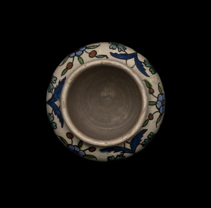 Armenian ceramic vase produced by the Joint Workshop, Jerusalem, 1921-1948