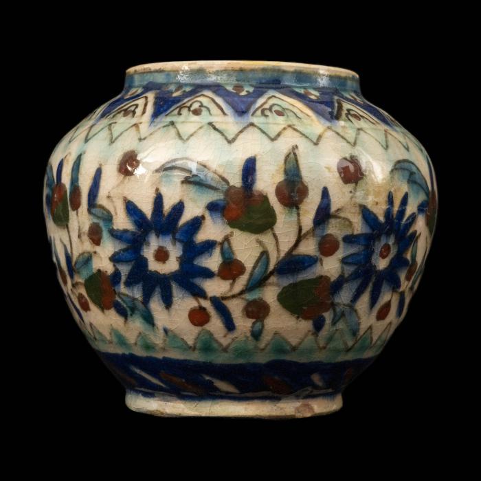 Armenian ceramic vase produced by the Joint Workshop, Jerusalem, 1921-1948