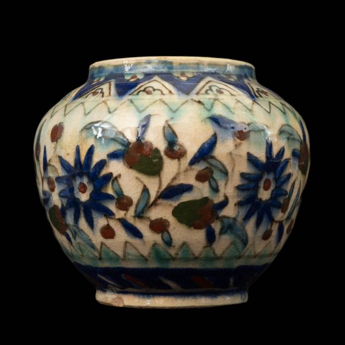 Armenian ceramic vase produced by the Joint Workshop, Jerusalem, 1921-1948