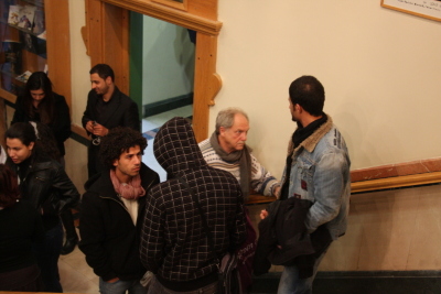 عرض مسرحية "الكراسي" في مسرح وسينماتك القصبة 
