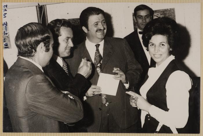نهى بطشون في معرض الربيع للفنون الجميلة، عمّان، 1972
