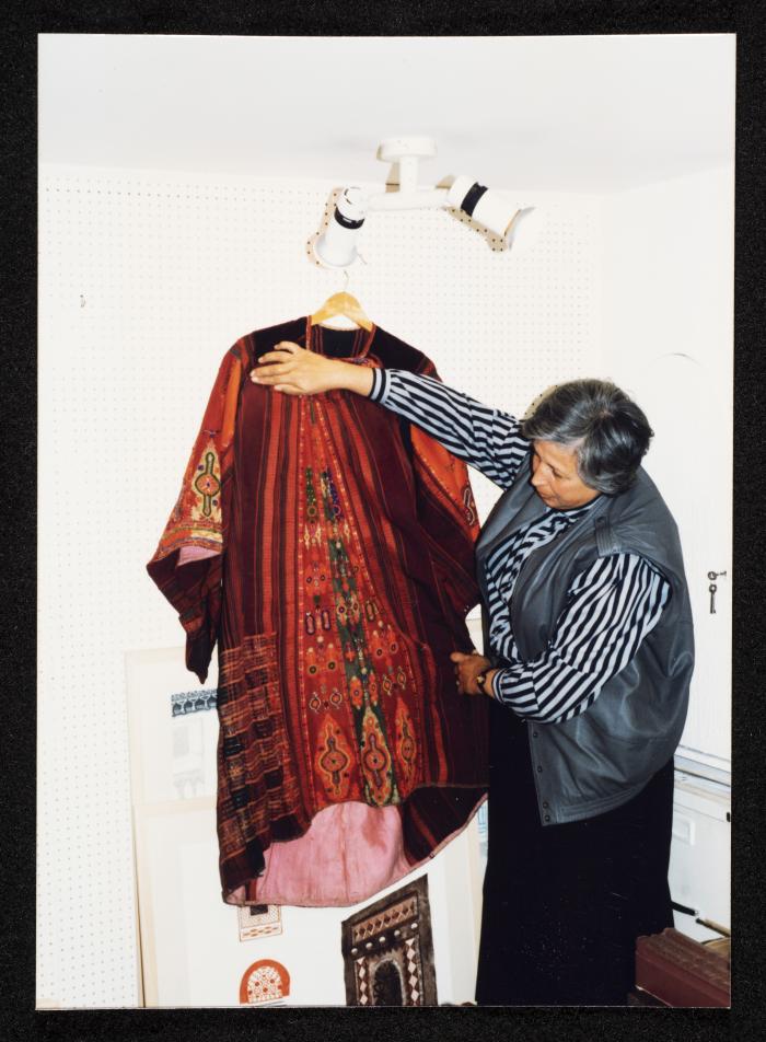  Nuha Batshon Exhibiting an Embroidery Thobe, Amman