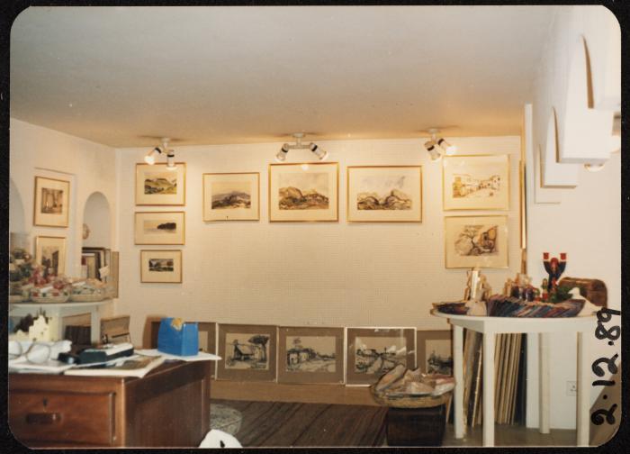 صورة لأعمال فنية معروضة في ذا غاليري، عمّان، 1989