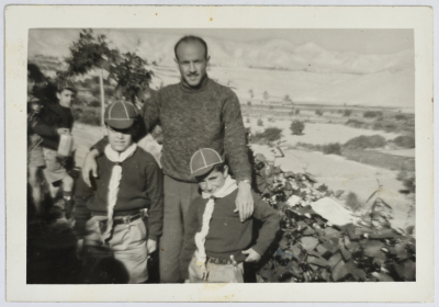 Students of al-Bakreia School on a trip