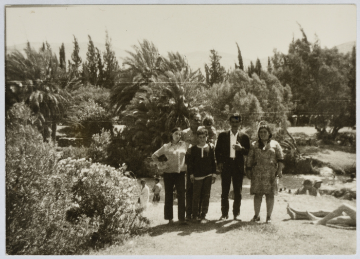 Omair Da'nah with his family