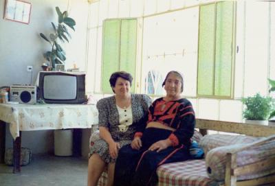 Widad Kawar with Yousra Hameed, Aboud 