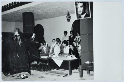 Zalekha Shuhabi with Queen Zein al-Sharaf at the opening ceremony of the Arab Women Union Society office in Jerusalem