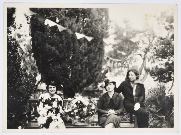 Members of the Arab Women Union Society