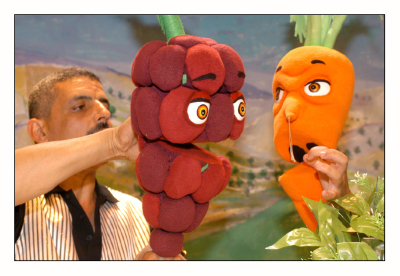 عرض مسرحية "مغامرات خضرا" في مسرح وسينماتك القصبة