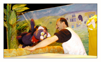 عرض مسرحية "مغامرات خضرا" في مسرح وسينماتك القصبة