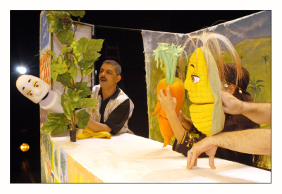 عرض مسرحية "مغامرات خضرا" في مسرح وسينماتك القصبة