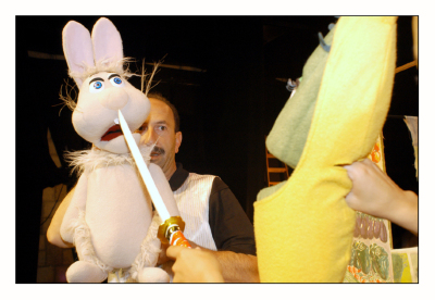 عرض مسرحية "مغامرات خضرا" في مسرح وسينماتك القصبة